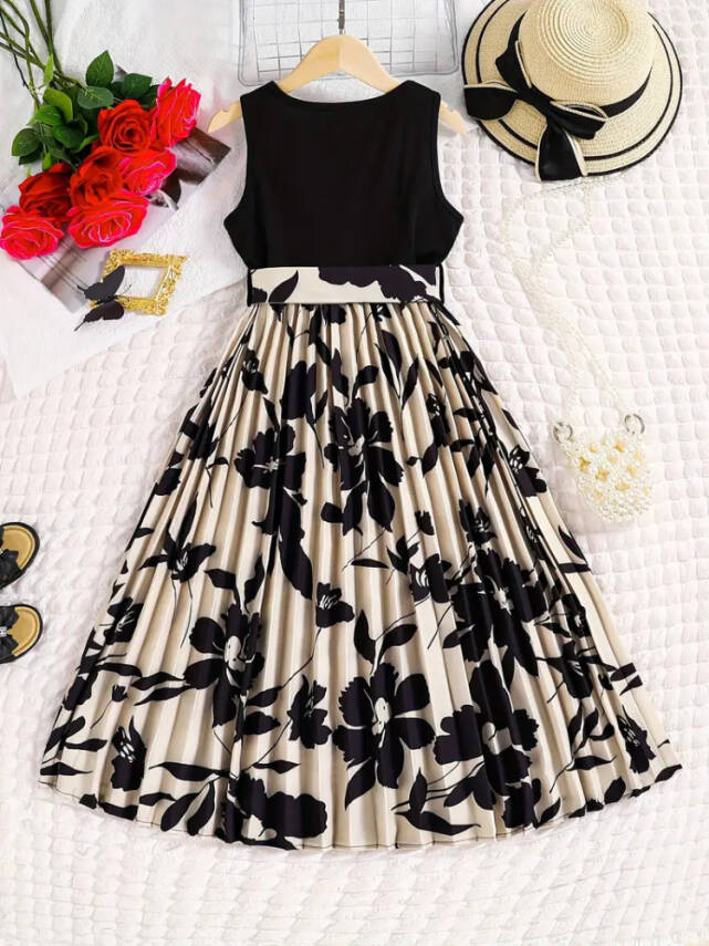 Çiçek Desenli Pileli Şık Midi Elbise - 2